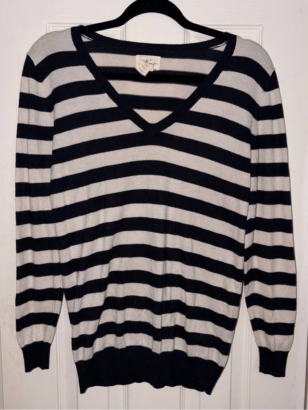 Levi’s Striped V-Neck Women's Sweater - Black and White